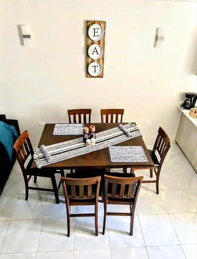 Wynters'Escape-Gated 1 Or 2 Bedroom W Puertosecobeach Access Discovery Bay Bagian luar foto